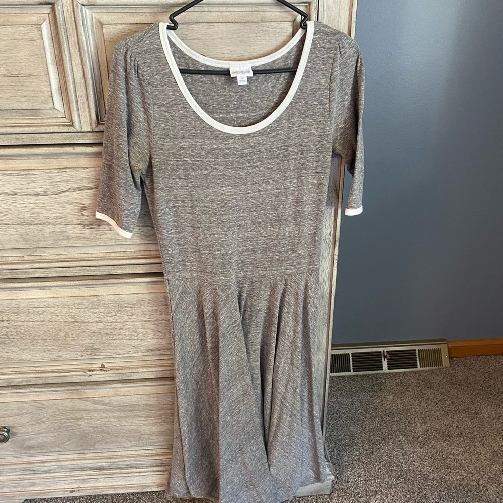 LulaRoe Nicole Medium